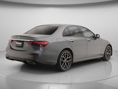 Certified 2022 Mercedes-Benz E 350 Sedan image 4