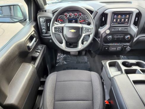 Used 2022 Chevrolet Silverado 1500 Custom w/ Safety Confidence Package image 11