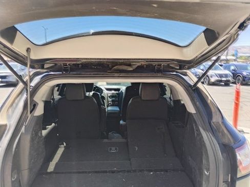 Used 2016 Chevrolet Traverse LTZ AWD/4WD image 10