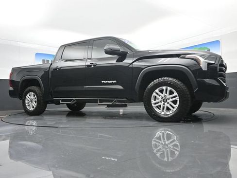 Used 2025 Toyota Tundra SR5 AWD/4WD image 20