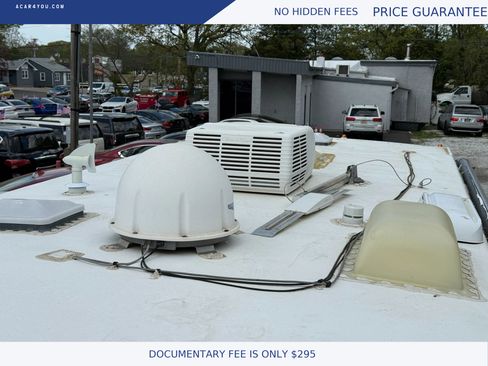 Used 2011 Ford E-450 and Econoline 450 Super Duty w/ Motorhome Prep Pkg image 20