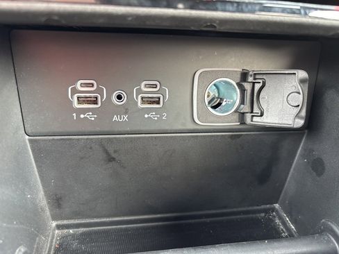 Used 2024 Jeep Grand Cherokee Limited 4xe image 17