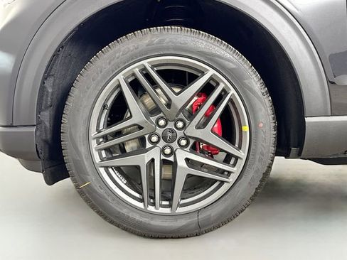 New 2026 Ford Explorer ST-Line w/ ST-Line Street Pack image 33