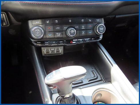 Certified 2023 Dodge Durango R/T w/ Tow 'N Go Package AWD/4WD image 17