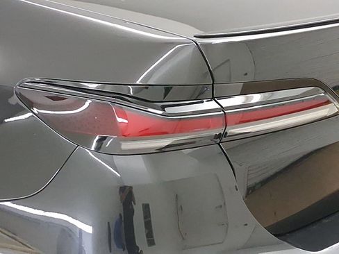 New 2026 BMW 740i w/ Premium Package image 11