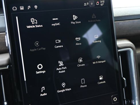 Used 2025 GMC Yukon Denali Ultimate image 18