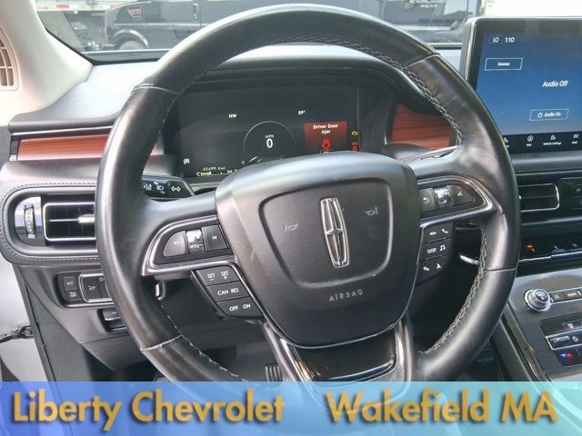 Used 2023 Lincoln Nautilus Reserve AWD/4WD image 19