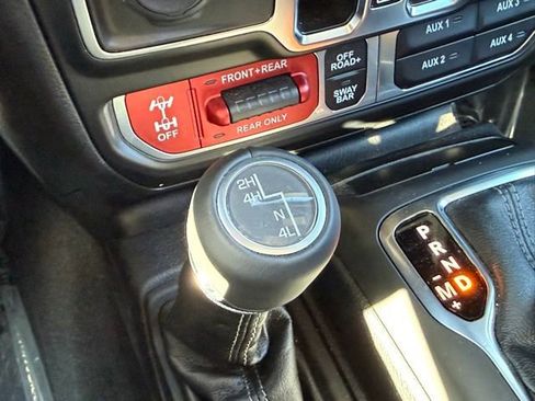 New 2025 Jeep Wrangler Unlimited Rubicon w/ Steel Bumper Group image 22