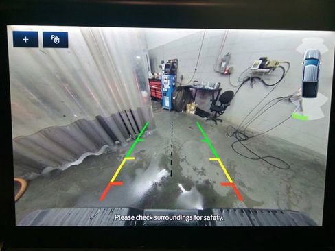 Certified 2022 Ford F150 Lariat w/ Equipment Group 502A High image 23