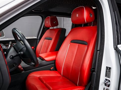Used 2020 Rolls-Royce Cullinan image 39