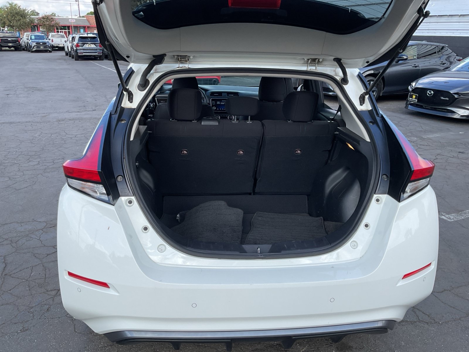 Used 2025 Nissan Leaf S FWD image 25
