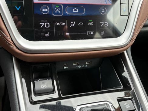 Used 2021 Subaru Outback Touring w/ Popular Package #2 image 16