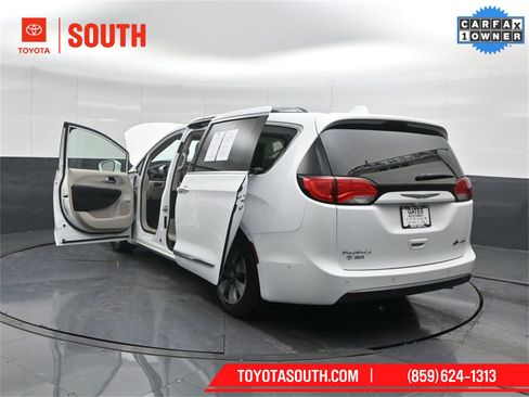 Used 2018 Chrysler Pacifica Limited w/ Advanced Safetytec Group image 84