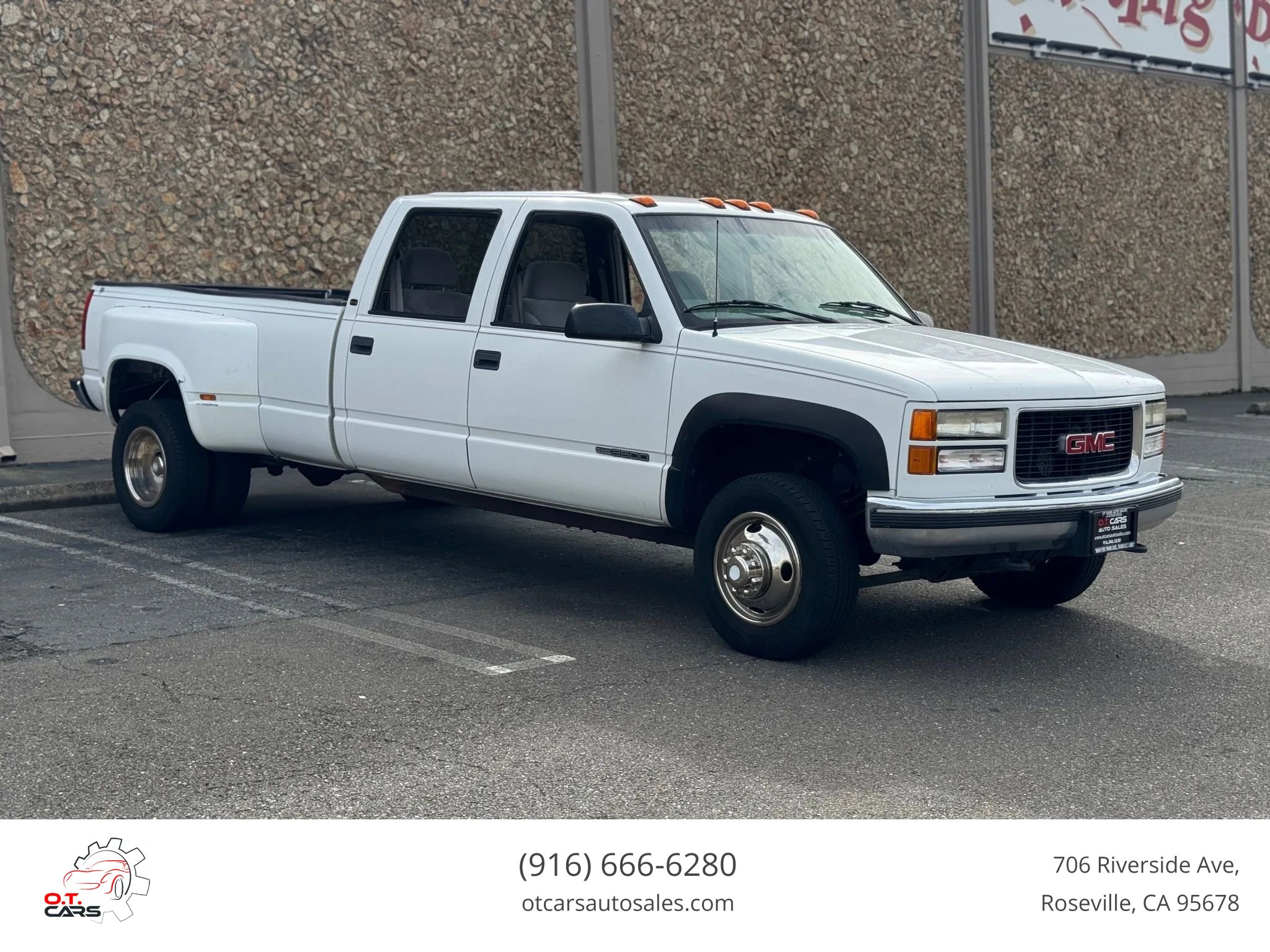 Used 2000 GMC Sierra 3500 4x4 Crew Cab w/ SLE Marketing Option Pkg 3 image 1