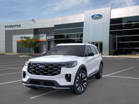 New 2026 Ford Explorer Platinum w/ LUX Leather Package AWD/4WD image 2