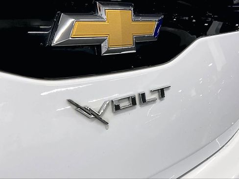Used 2018 Chevrolet Volt LT w/ Comfort Package image 10