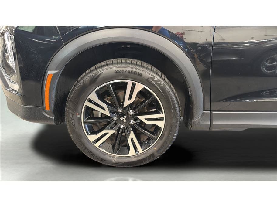 Used 2024 Mitsubishi Eclipse Cross SE AWD/4WD image 39