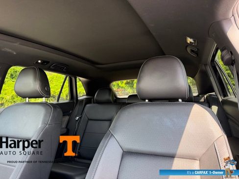 Used 2023 Volkswagen Atlas Cross Sport SEL R-Line AWD/4WD image 13