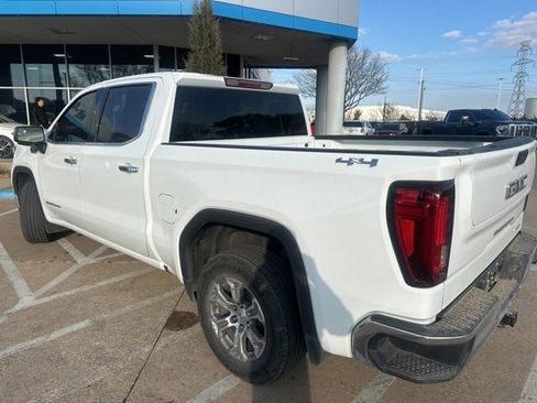 Certified 2025 GMC Sierra 1500 SLT image 6
