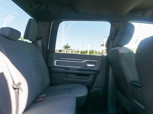 Used 2021 RAM 2500 Big Horn image 14