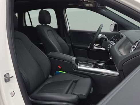 Certified 2026 Mercedes-Benz GLA 250 image 17