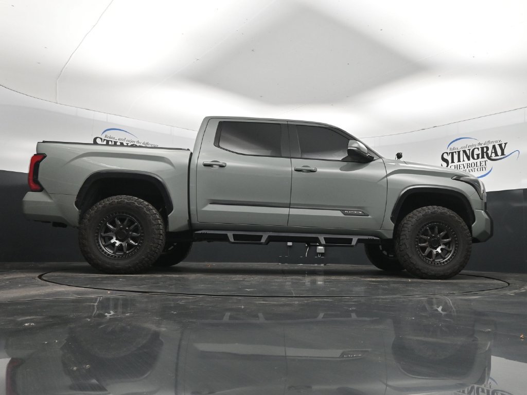 Used 2024 Toyota Tundra Platinum AWD/4WD image 33
