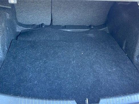 Used 2022 Chevrolet Malibu LT image 30