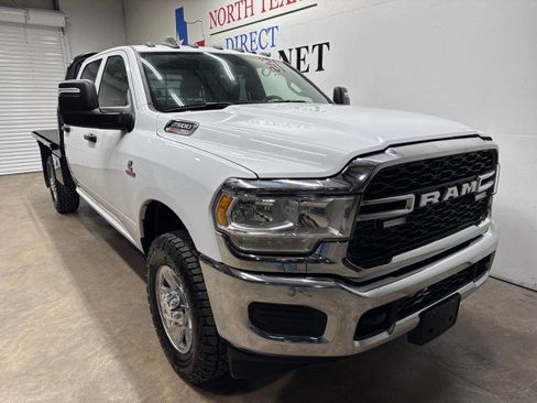 Used 2024 RAM 2500 Tradesman w/ Chrome Appearance Group image 2
