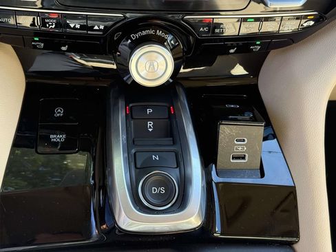 Used 2024 Acura MDX FWD image 24