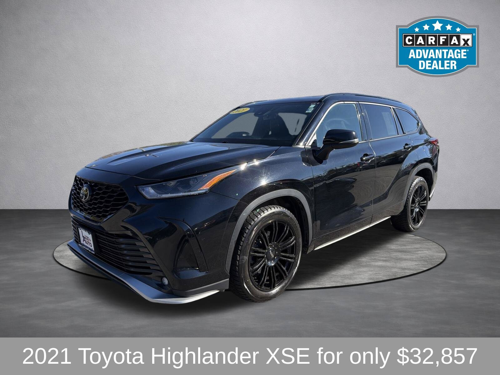 Used 2021 Toyota Highlander XSE AWD/4WD image 5