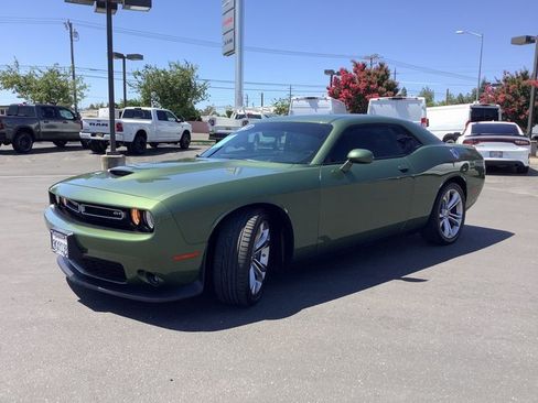 Used 2022 Dodge Challenger GT w/ Plus Package image 5