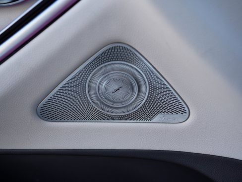 Used 2022 Mercedes-Benz S 500 S 500 image 34