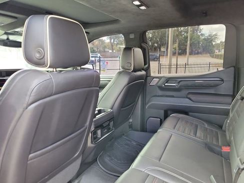 Used 2023 GMC Sierra 1500 AT4X w/ AT4X AEV Edition image 25