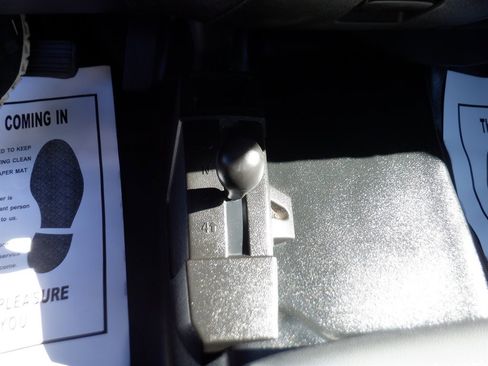 Used 2018 Chevrolet Silverado 2500 W/T w/ WT Convenience Package image 17