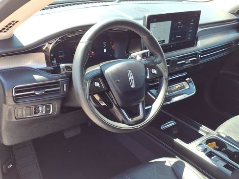 Used 2024 Lincoln Corsair Reserve w/ Equipment Group 201A AWD/4WD image 17