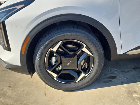 New 2026 Kia Sportage EX image 37