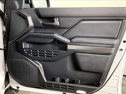 Used 2025 Toyota 4Runner SR5 image 20