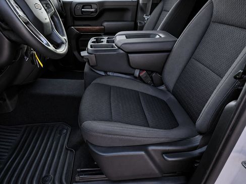 Used 2020 Chevrolet Silverado 1500 LT AWD/4WD image 18