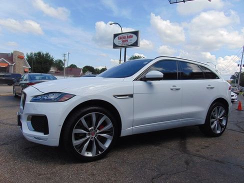 Used 2017 Jaguar F-PACE S AWD/4WD image 7