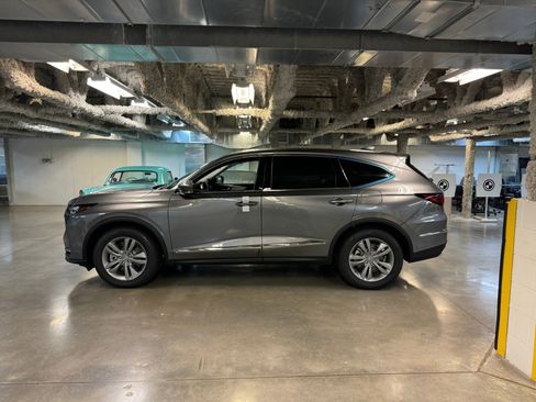 New 2026 Acura MDX SH-AWD image 9
