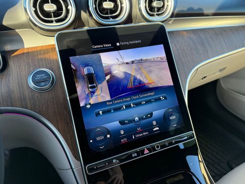 Used 2023 Mercedes-Benz C 300 C 300 image 29