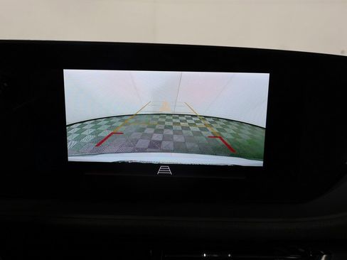 Used 2025 Buick Envista Avenir image 43