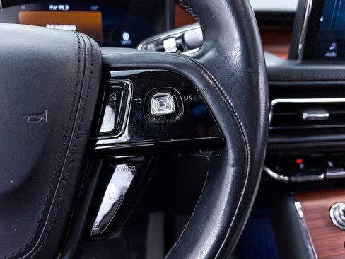 Used 2020 Lincoln Aviator Reserve w/ Equipment Group 201A image 35