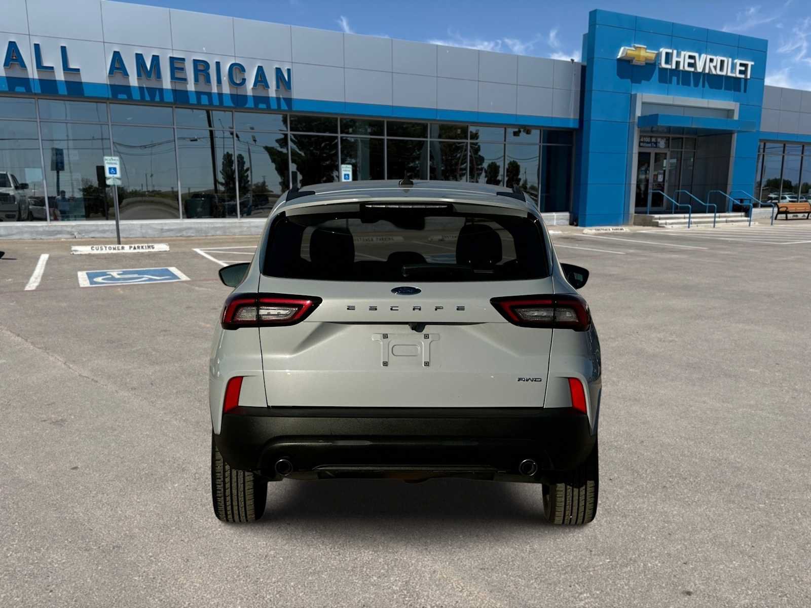 Used 2025 Ford Escape ST-Line AWD/4WD image 7