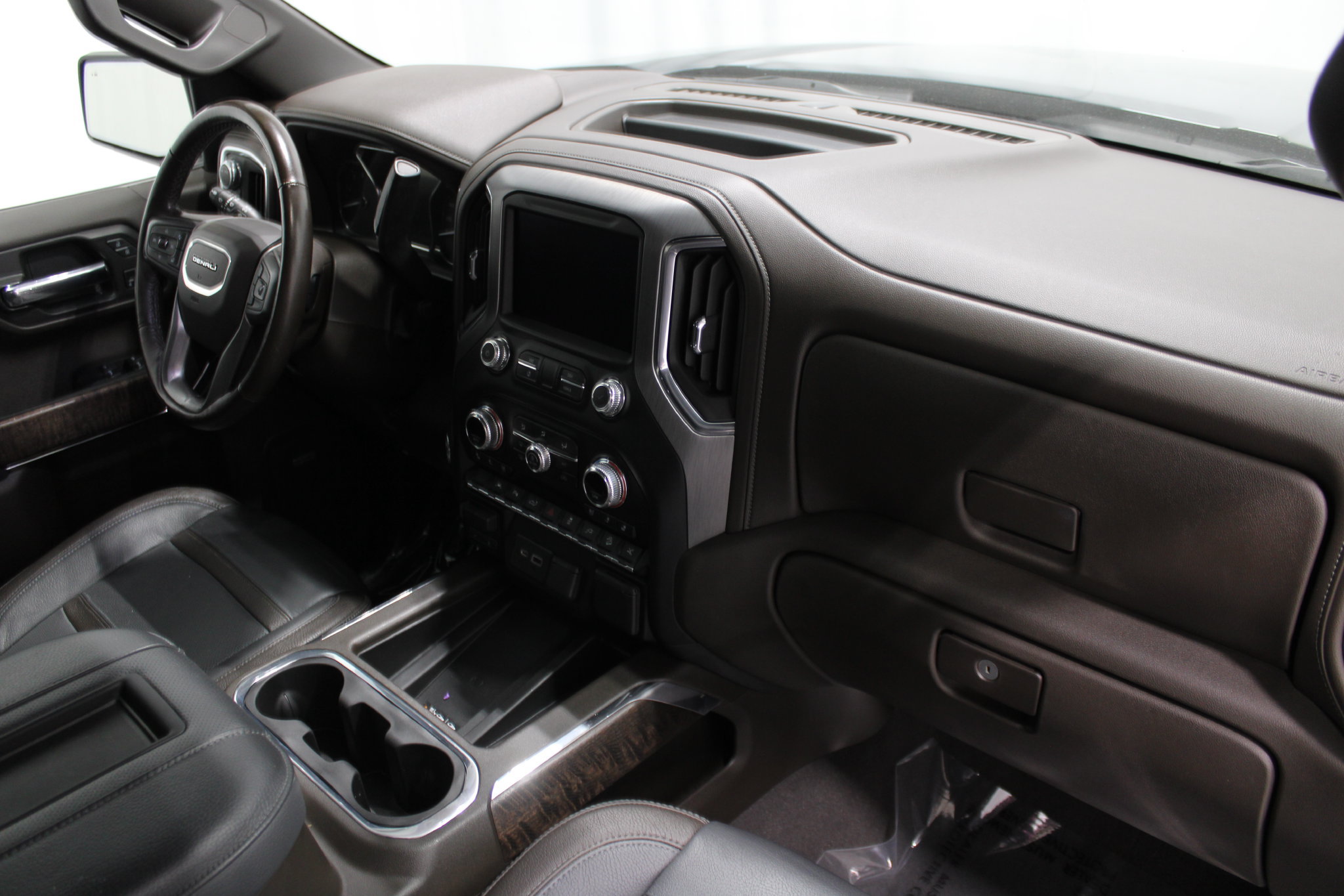 Used 2022 GMC Sierra 1500 Denali w/ Denali Premium Package AWD/4WD image 25
