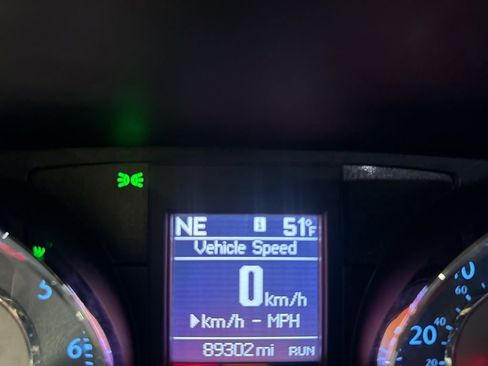 Used 2012 Chrysler Town & Country Touring-L w/ Entertainment Group #2 image 14