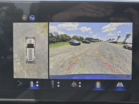 Used 2026 Chevrolet Equinox RS w/ Convenience Package III FWD image 27