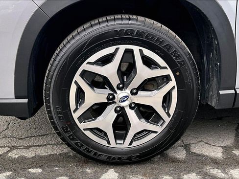 Certified 2024 Subaru Forester Premium image 17