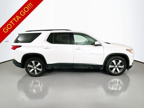 Used 2021 Chevrolet Traverse LT w/ LT Premium Package AWD/4WD image 8