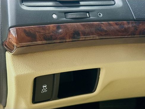 Used 2012 Honda Crosstour EX-L image 11
